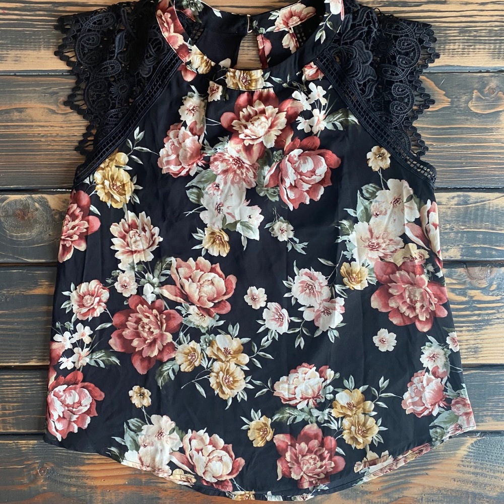 Black and Floral Lace Cap Sleeve Blouse